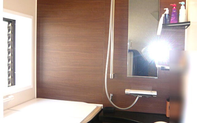 浜松市の浴室リホームの施工事例です。今回は戸建住宅2階部分の浴室リホームです。