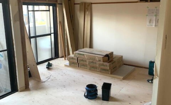 マンション和室・間仕切り撤去→広々LD化!床下地組み替えの難所と解決策のサムネイル